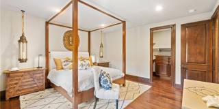16 Shore Walk Gallery 52