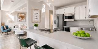 Renovated Los Gatos Retreat Backing to Oak Meadow Park Gallery 1