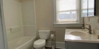 1101 West 4th Street Gallery 15