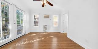 5225 De Longpre Ave. Gallery 16