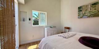 Gorgeous Fully Furnished Ocean Beach Retreat + FLEXIBLE STAY Gallery 13