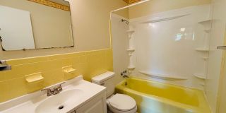 4 Bedroom, 2.5 Bath Townhouse Gallery 15