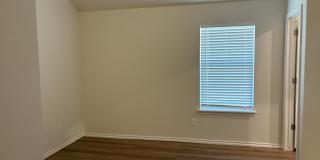 Three bedroom duplex in El Reno Gallery 15