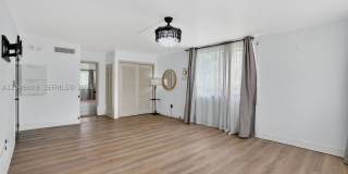 10240 Collins Ave Gallery 4