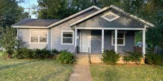 Charming Bungalow Available Early July Gallery 1