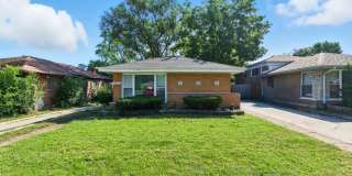 14635 Woodlawn Avenue Gallery 1