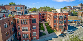 2876-2900 N Clark Gallery 47