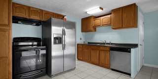 3 Bedroom Home For Rent Gallery 11