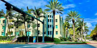 9172 Collins Ave Gallery 34