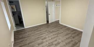 58 S Swan Street unit: 2 Gallery 5