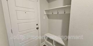 1740 Jamestown Dr Gallery 26
