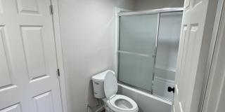 633 B Street Gallery 6