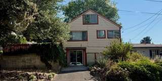 Spacious 3-Bedroom, 2-Bath Home with Bonus Living Space Gallery 1