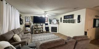 3214 111th st unit B Gallery 1