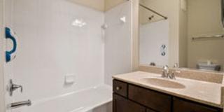 Spacious and Modern 2BR/2BA Condo in Norbeck Crossing Gallery 17