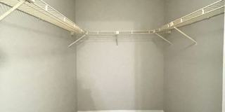2642 Albion Avenue Gallery 45