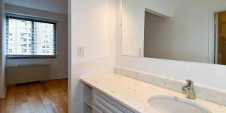4515 WILLARD Avenue Gallery 24
