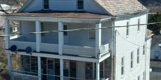 90 Watkins Ave Gallery 1
