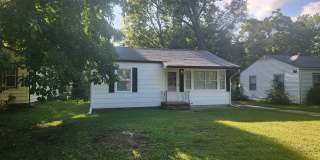 Beautiful remodeled 3BR, 1.5 Bth with garage and fenced backyard with newer stainless appliances Gallery 1