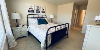 Cardinal | 4 Bed 2.5 Bath | Garage | 1895 sf | $2959-$3255 | 8, 9, 10, 12, 14, and 15 month lease terms Gallery 216