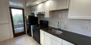 4 Bedroom 2 Bathroom House with Stunning Hudson River Views Gallery 8