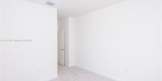 2636 SE 8th Ct Gallery 21