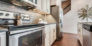 3 Bed | 3 Bath | Five Points Townhome | Available September 1 Gallery 6