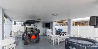 325 Calusa St Gallery 5