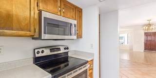 1927 E Hampton Ave Gallery 10