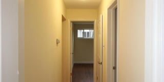1901 N QUEBEC Street N Gallery 20