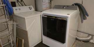 9110 NW 24th Pl Gallery 21