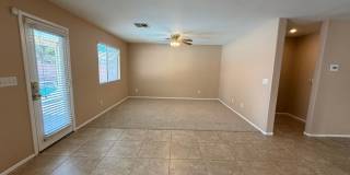 3 Bedroom House with Pool Gallery 10