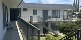 935 Kenwood Avenue - 5 Gallery 1