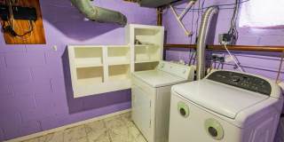 300 MACCLELLAND Avenue Gallery 37