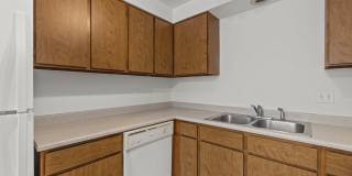Charming townhome centrally located with great access to the Greenbelt and BSU! Gallery 5