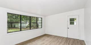 Charming Remodeled 4-Bedroom Home in Pensacola Gallery 16