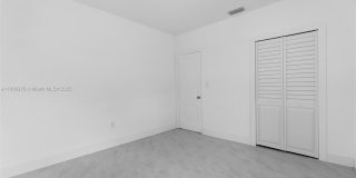 1107 El Rado Street Gallery 8