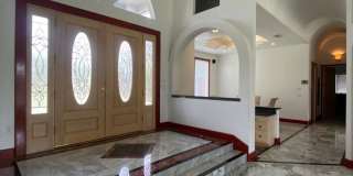 Spacious 3/2 with In-Law Suite Gallery 4