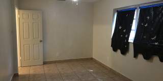 Large 5-2 house in Oakland Park Gallery 14