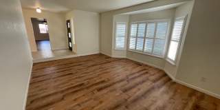 Spacious three bedroom home in desirable Windsor neighborhood! Gallery 10