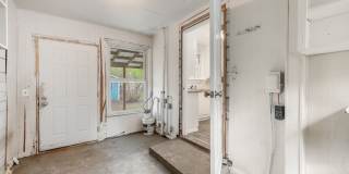 Central CDA rancher 2 bed 1 bath with 2 car detached shop Gallery 8