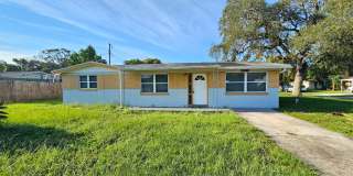 GORGEOUS 3 BEDS | 2 BATHS Home in Holiday Available for Rent! *MOVE-IN SPECIAL* Gallery 1