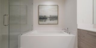 2103 BAYSHORE BOULEVARD Gallery 33