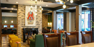 River House Gallery 12