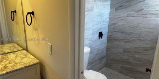 6532 NW 170th Ter Gallery 30