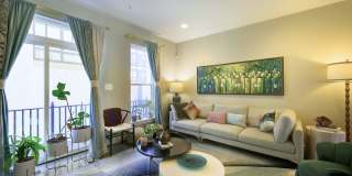 Stunning 4 bed, 4 Bath with Private Rooftop Terrace & Garage Gallery 11