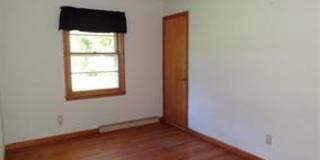 East Side 3 Bedroom Home! Gallery 9