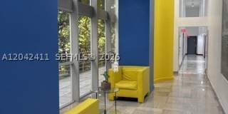 2025 Brickell Ave Gallery 28
