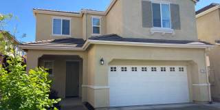 Close to Folsom High School! - 3 Bdrm, 2.5 bath Gallery 1