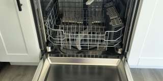 Newly Remodeled 2 Bedroom 1 1/2 Bath Home Gallery 6